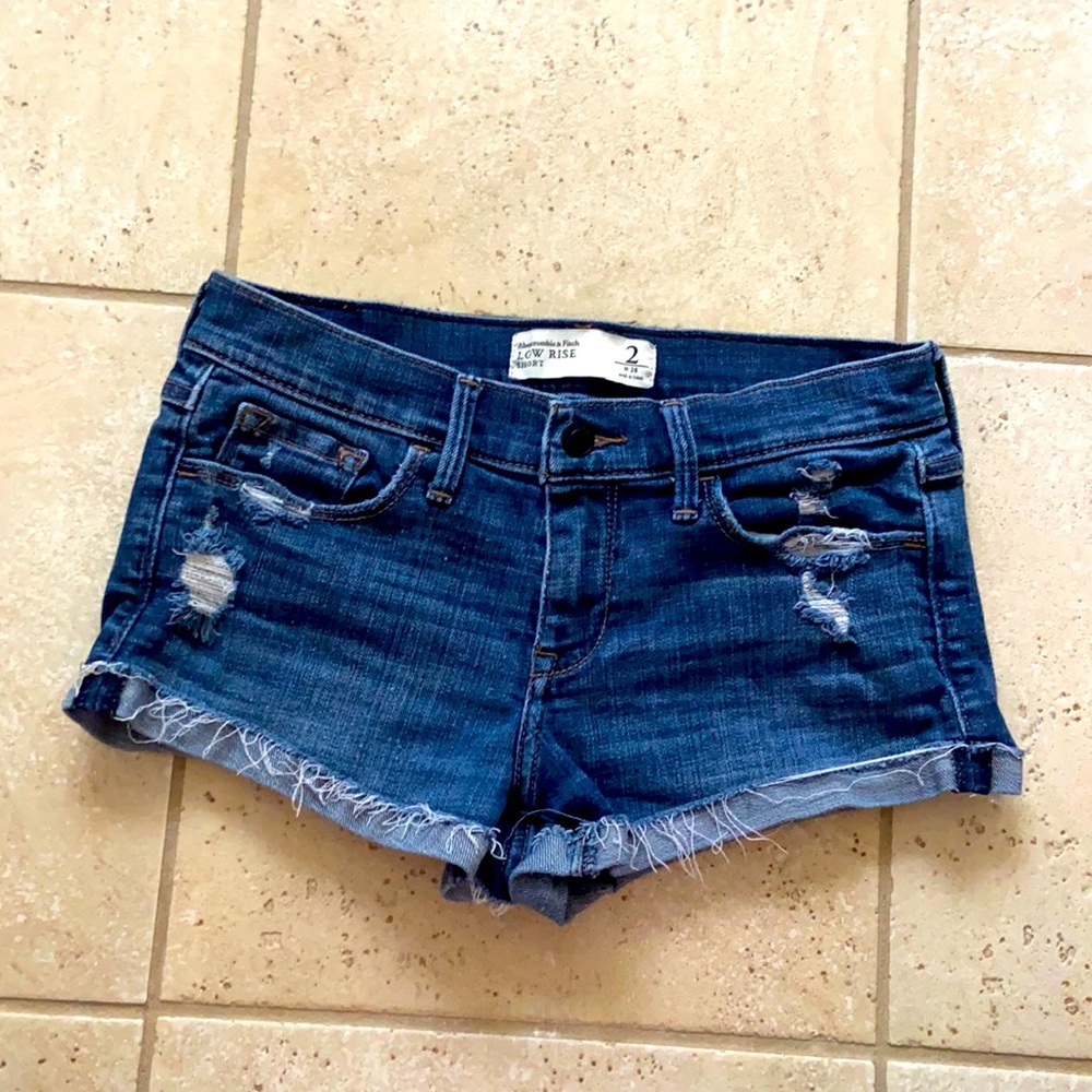 Abercrombie & Fitch Low Rise Short